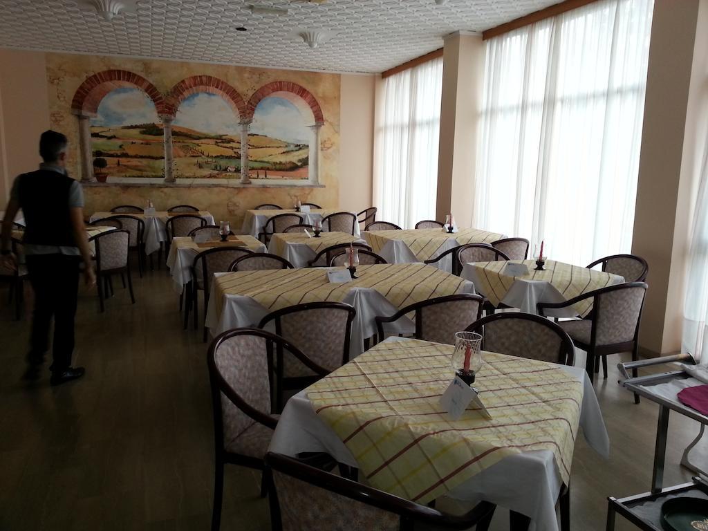 Hotel Glenn Rimini Ngoại thất bức ảnh