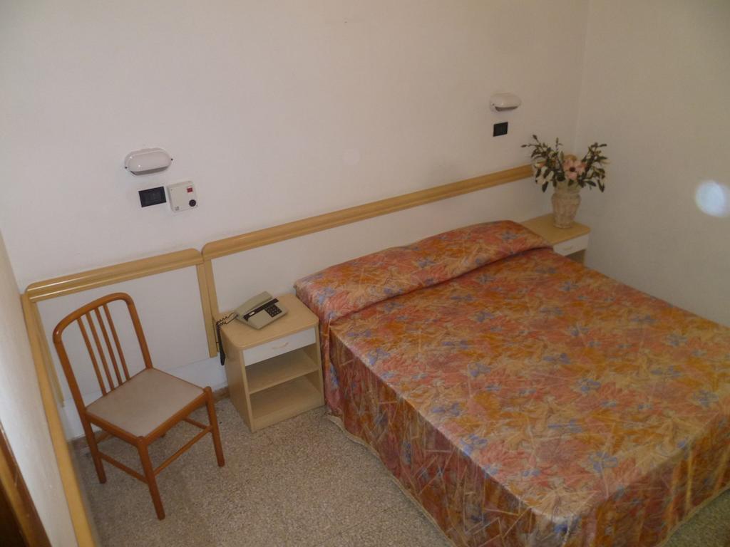 Hotel Glenn Rimini Ngoại thất bức ảnh