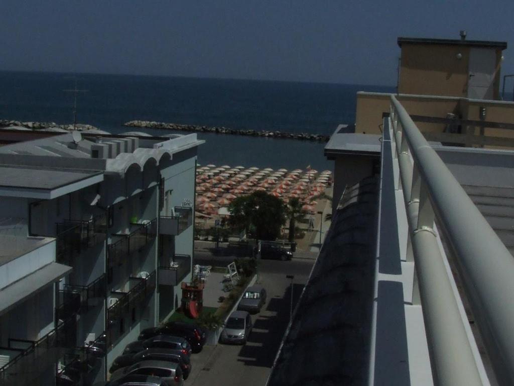 Hotel Glenn Rimini Ngoại thất bức ảnh